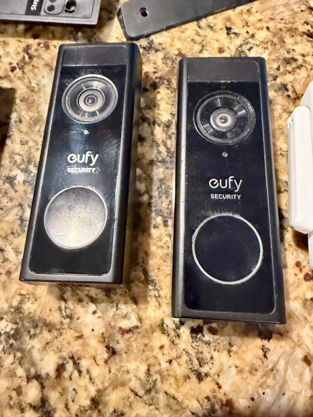 Lot of 2 Eufy Battery Powered Video Doorbell T8220 with 1 Wi-Fi Chime READ